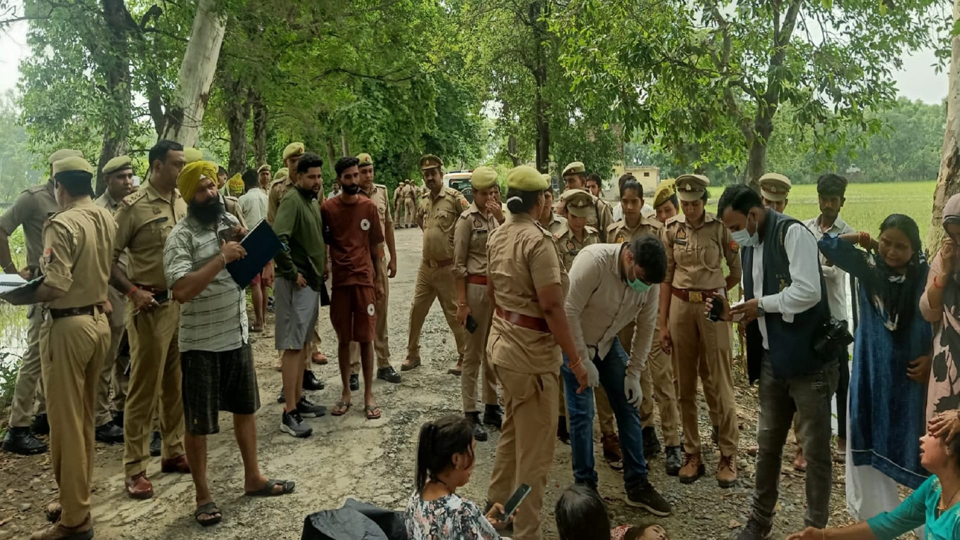 young woman was kidnapped and murdered in Bareilly see photos