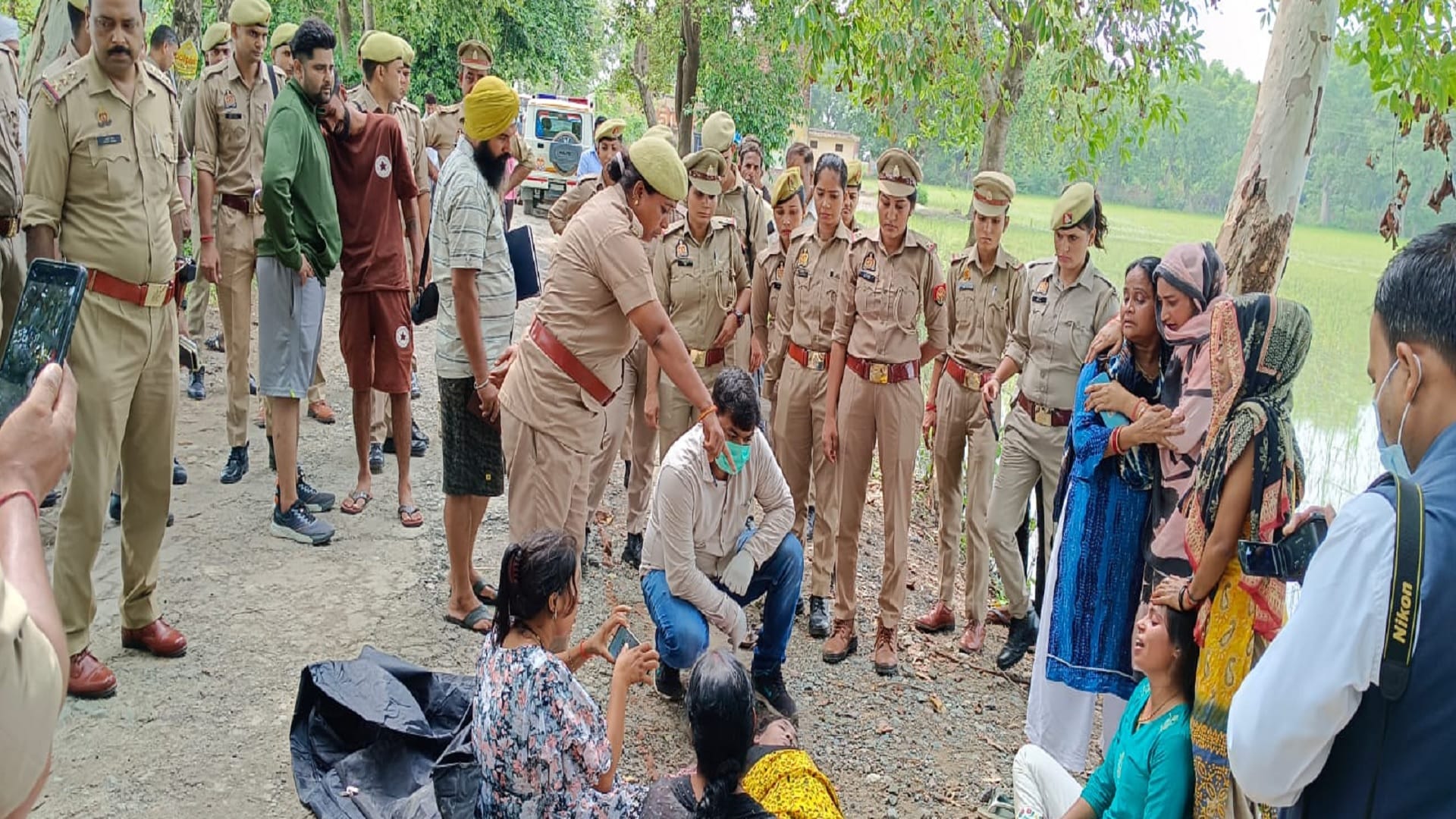 young woman was kidnapped and murdered in Bareilly see photos