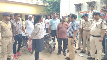 Bihar News : Bhojpur DM ordered to arrested the broker, Bihar Police FIR lodged against revenue employee