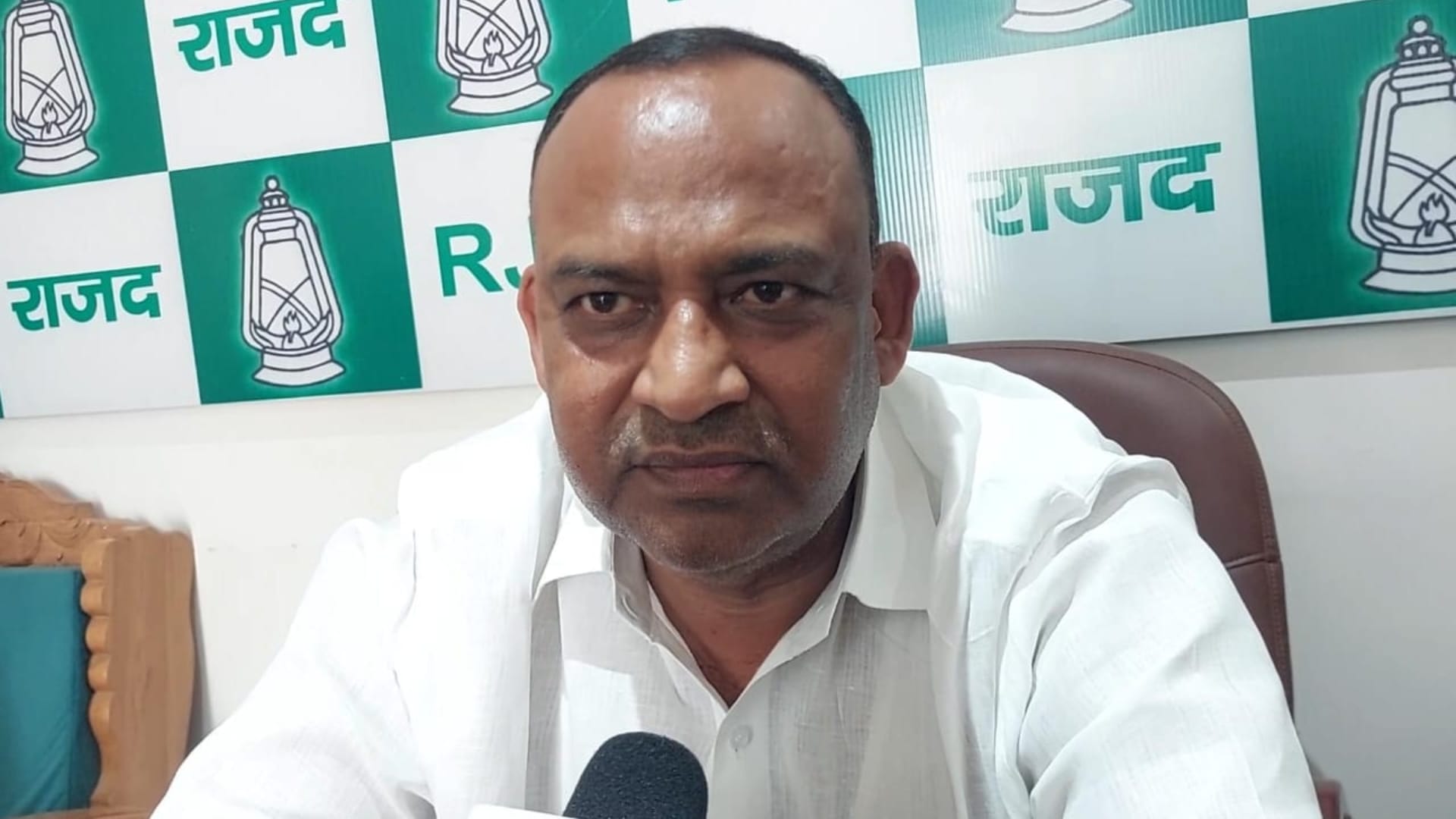 राजद के पूर्व मंत्री कुमार सर्वजीत।