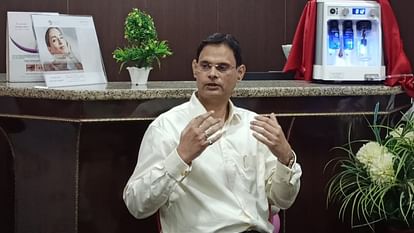 Patna News: डॉ. एसए वारसी ने बताया, सिर्फ सुंदरता बढ़ाने के लिए नहीं होता प्लास्टिक सर्जरी का उपयोग Patna News Dr. SA Warsi says plastic surgery is not used just to enhance beauty