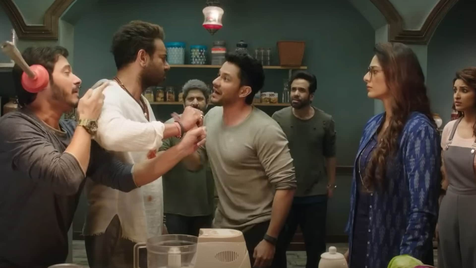 Auron mein kahan dum tha actor ajay devgn tabu hit movies read details inside
