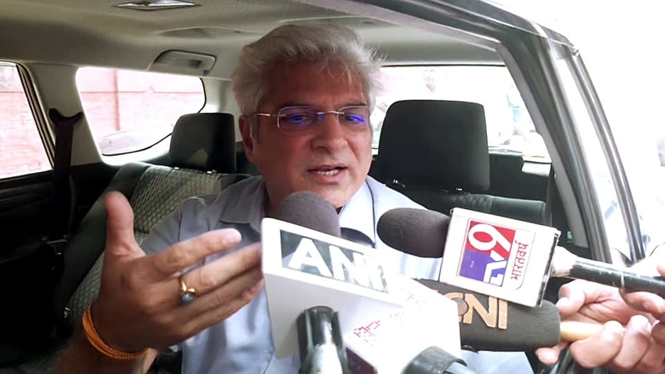 BJP Vs AAP What is story behind Kailash Gahlot leaving Aam Aadmi Party