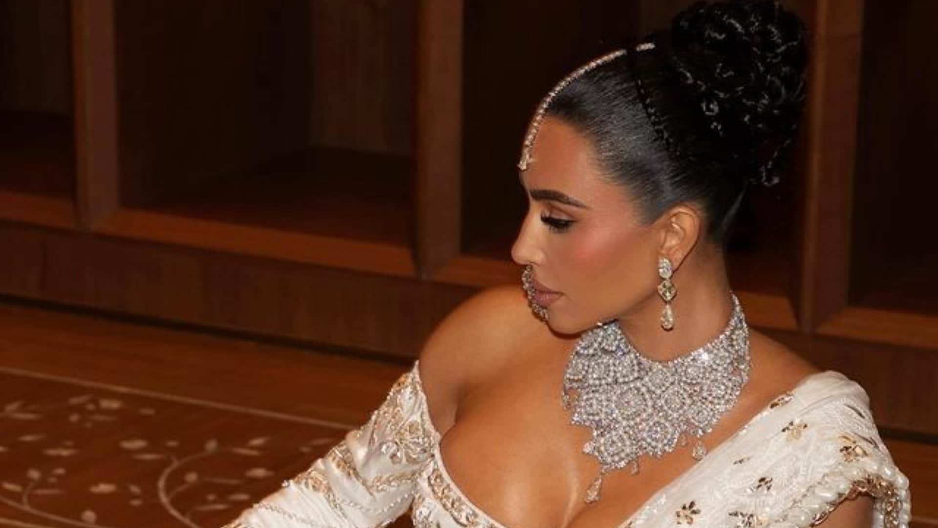 Anant Ambani Radhika Merchant Wedding Kim Kardashian Poses With Lord Ganesha Idol Deletes Photo After Backlash