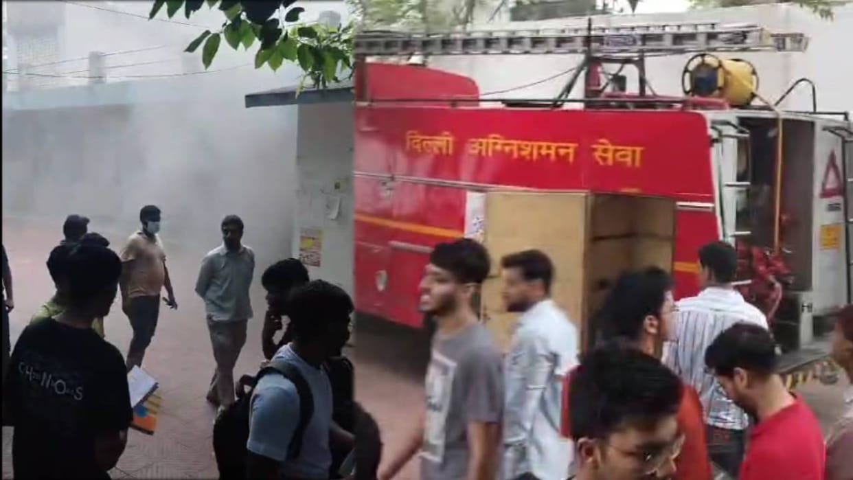 Fire broke out in Maulana Azad Medical College hostel