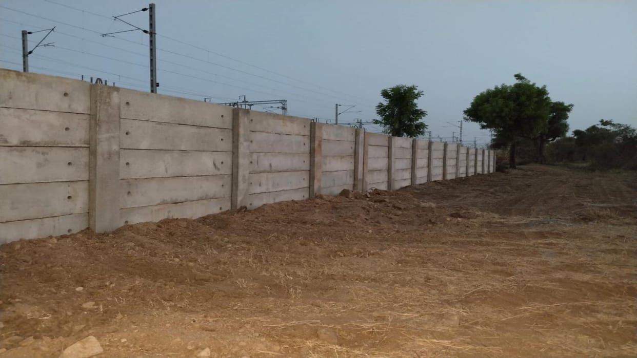 Sirohi: Speed of trains increased on Ajmer-Palanpur railway track, permanent fencing will be installed