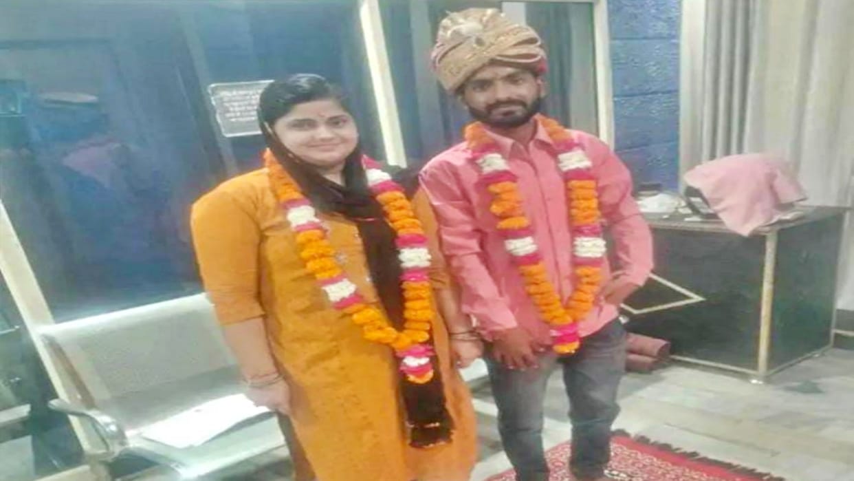 Jhunjhunu News Married woman kidnapped in filmy style