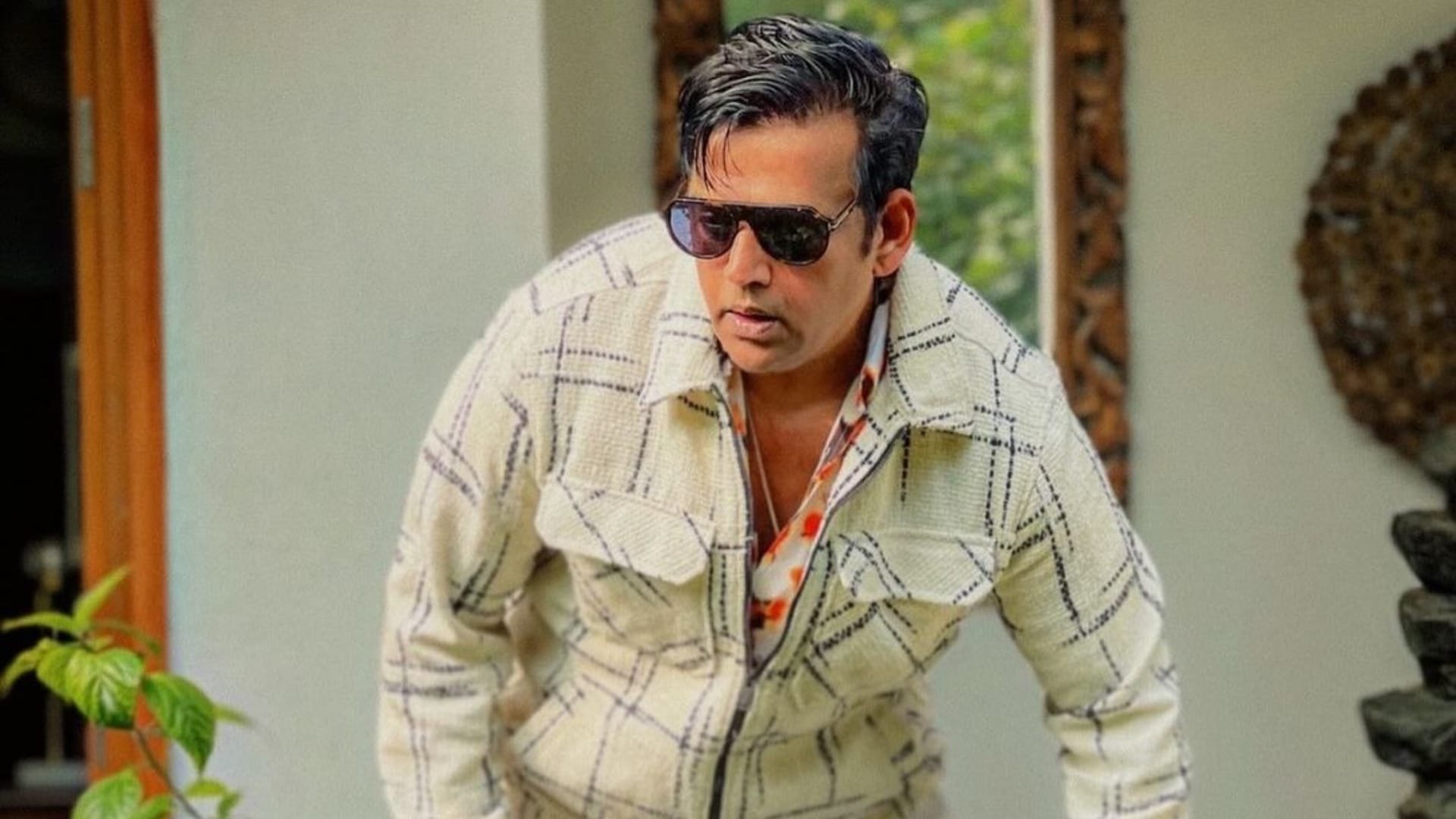 Ravi Kishan recalled living in a hut made of mud sharing a plate of food with 12 people during his childhood
