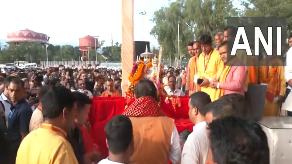 Dehradun News Baba Baukhnag doli will leave for Ayodhya CM Dhami perform puja in parade Ground