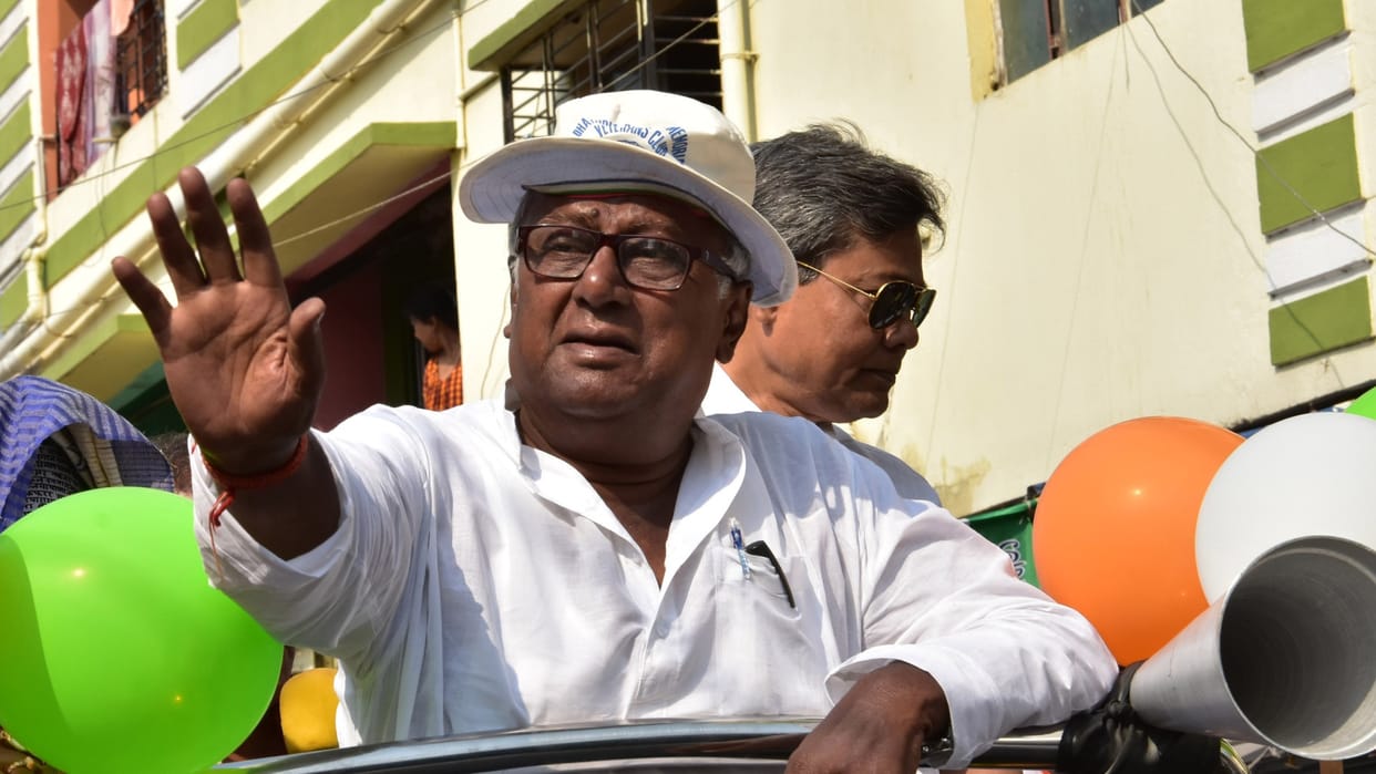 TMC vs Rebel Faction 'MPs who left the party are a gang of traitors Saugata Roy targets the rebels.