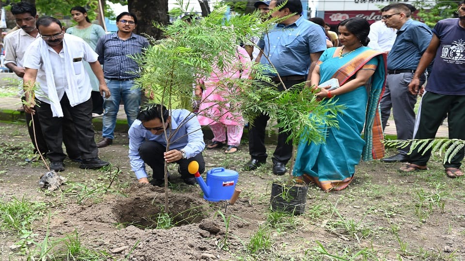 Kumaon Commissioner Deepak Rawat wished Harele festival in haldwani