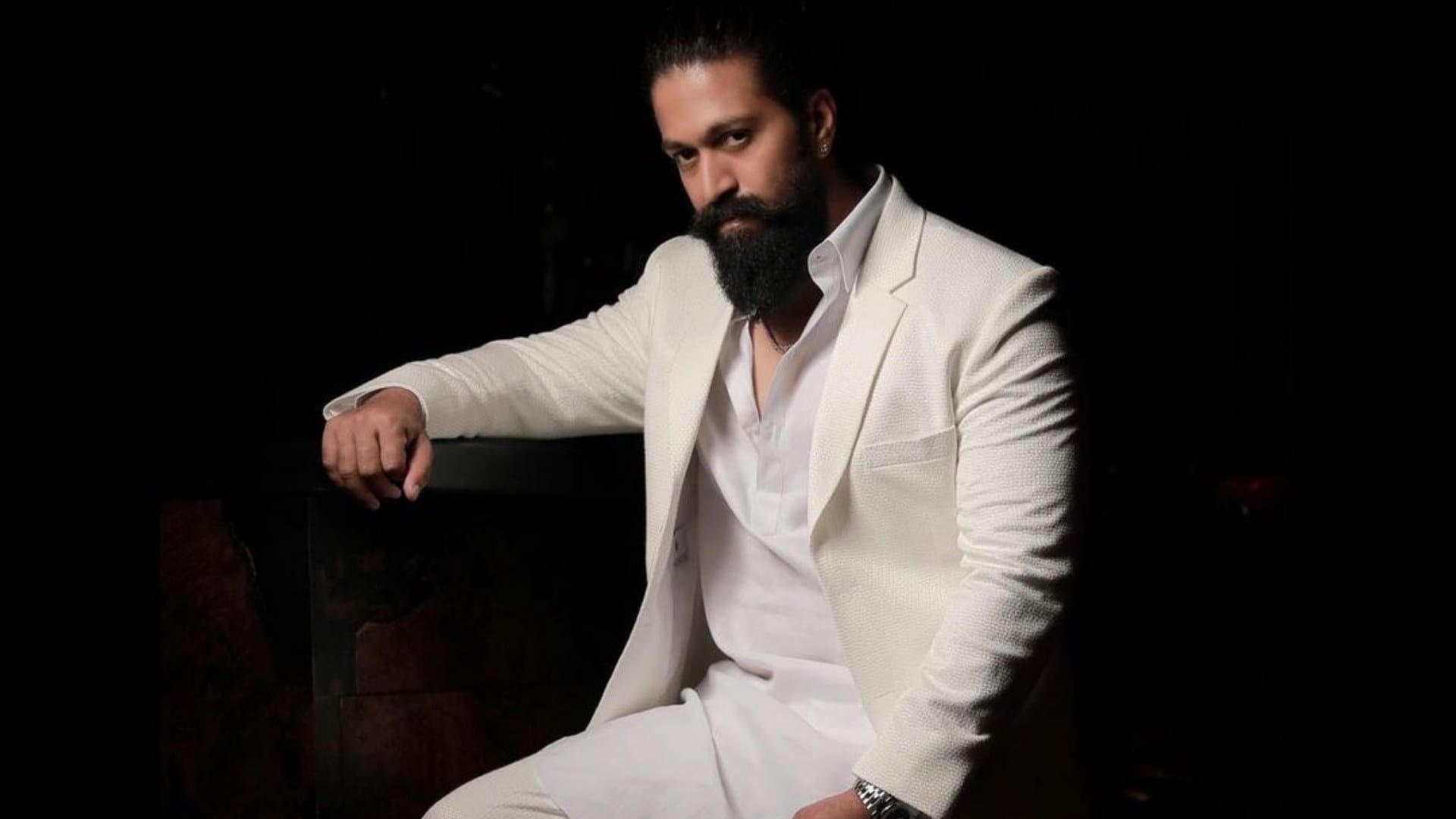 Rishab Shetty won 70th National Film Awards for Best Actor for Kantara Chapter 1 jr ntr yash congratulated him