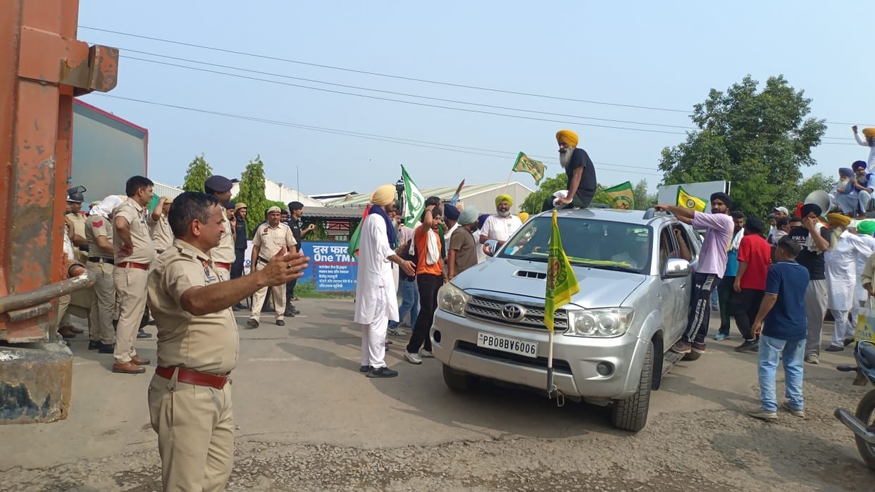 Farmer protest in Ambala, Solution reached after talks with SP