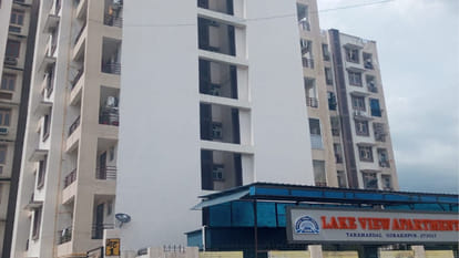 mechanic who went to repair the faulty lift of Lake View Apartment in Gorakhpur's Planetarium was suspended