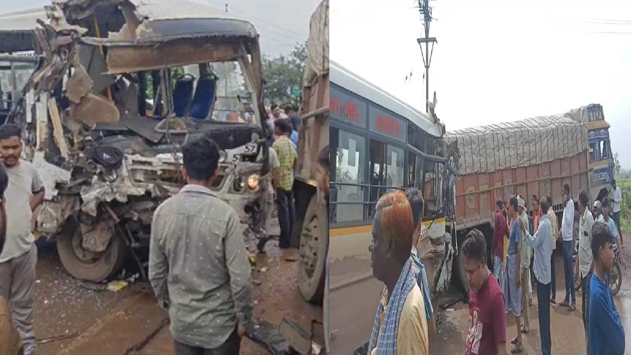 Heavy collision between truck and city bus, 20 people including driver injured in Raipur