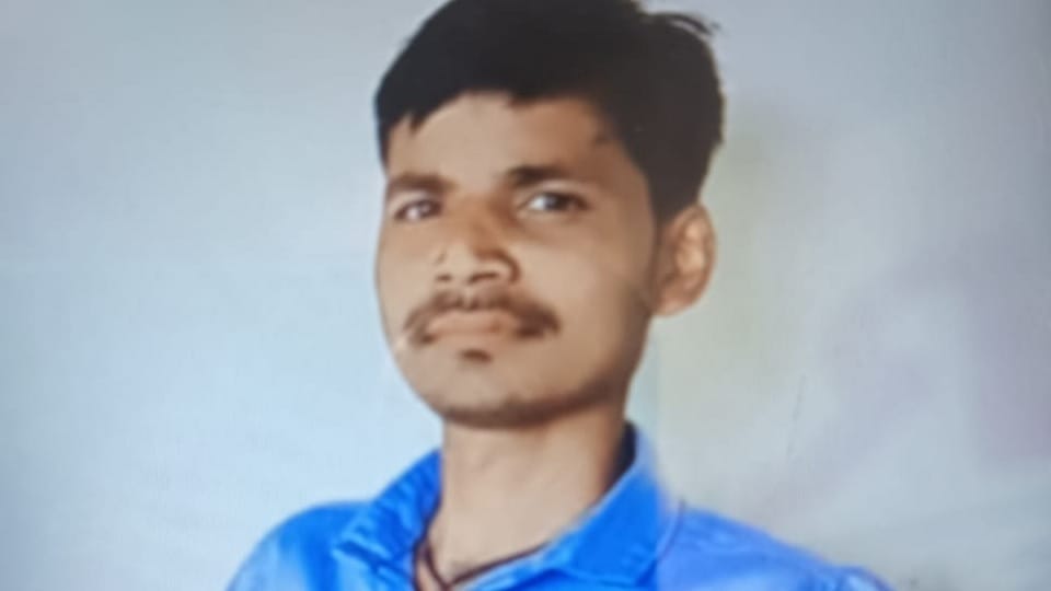 Youth missing from Sarvamangala railway gate