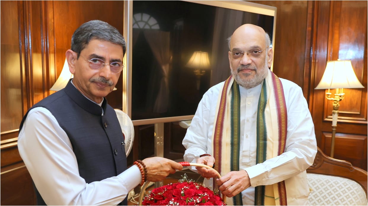 Tamil Nadu Governor R N Ravi calls on Amit Shah discusses security related situations in state