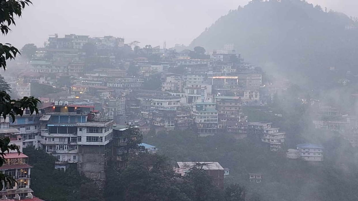 Temperature dropped but waiting for rain for snowfall Uttarakhand weather News Update in hindi