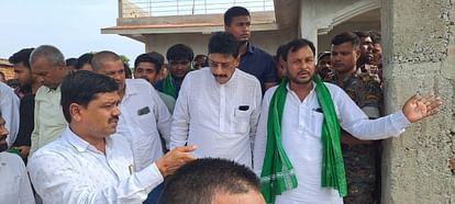 Bihar : 77 साल से जहां नक्सली लगाते थे जन-अदालत, वहां लगाया जनता दरबार; राजद के नए सांसद अचानक आए चर्चा में Bihar News : Lalu Yadav Rjd party mp abhay kushwaha janta darbar in naxalite area in sherghati gaya bihar