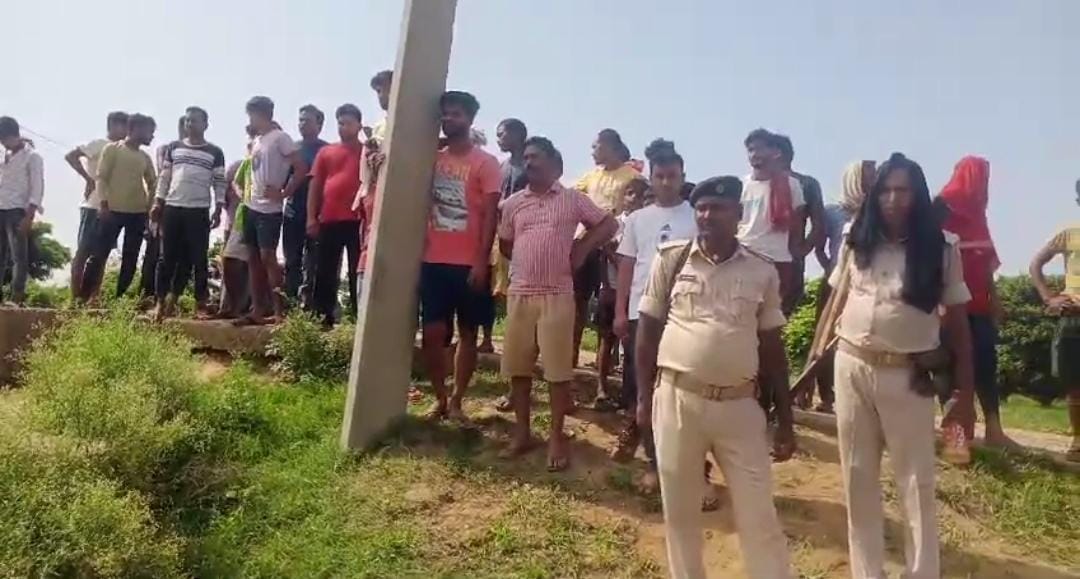 Bihar News : Double murder in bikramganj rohtas, two person shot dead in rohtas unidentified body recovered