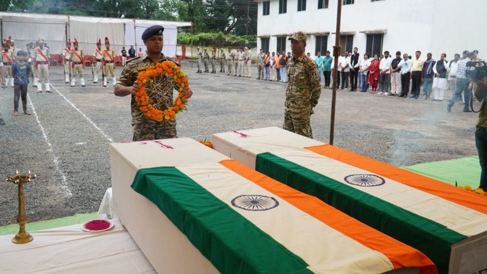 Tributes were paid to soldiers sacrificed in Bijapur at Jagdalpur Police Line