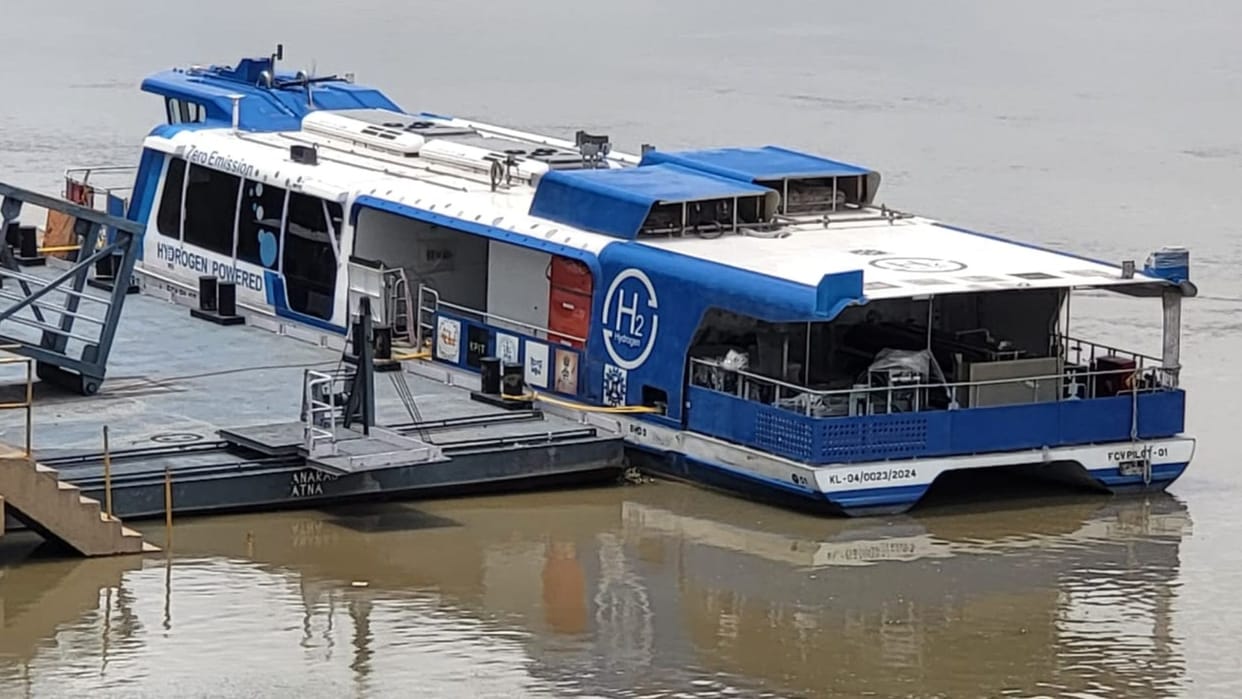 Hydrogen ship will run from Markandeya Mahadev to Namo Ghat and Chunar in varanasi