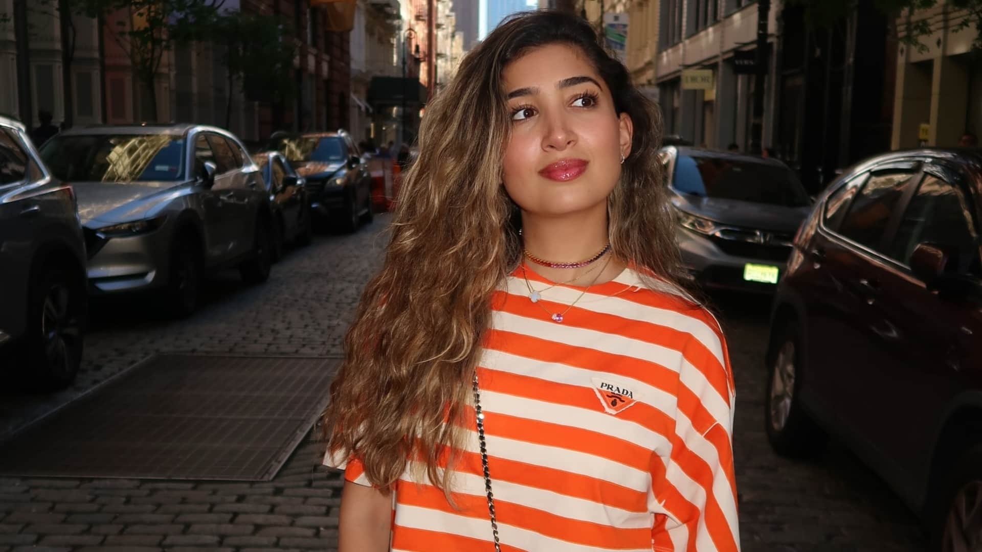 American influencer Julia Chafe apologizes to Priyanka Chopra over dissing her at Anant Radhika's wedding
