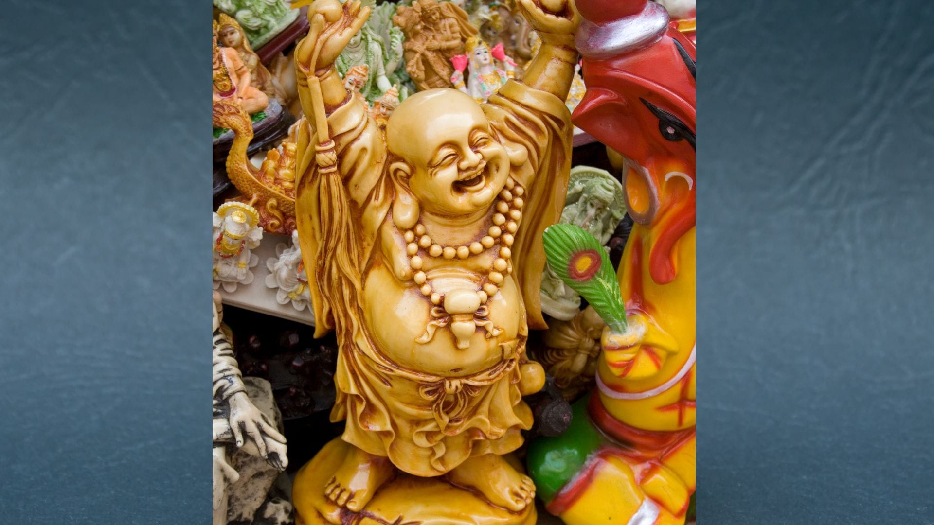 Who is laughing budhha know different type of shape and meaning in hindi