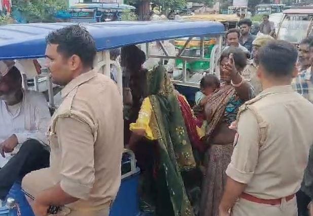 shopkeeper mistook the women for customers know truth he was shocked Five vicious thief was caught