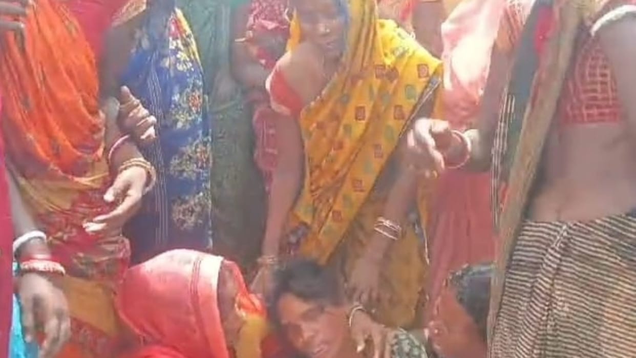 a friend was called from home and killed In Samastipur