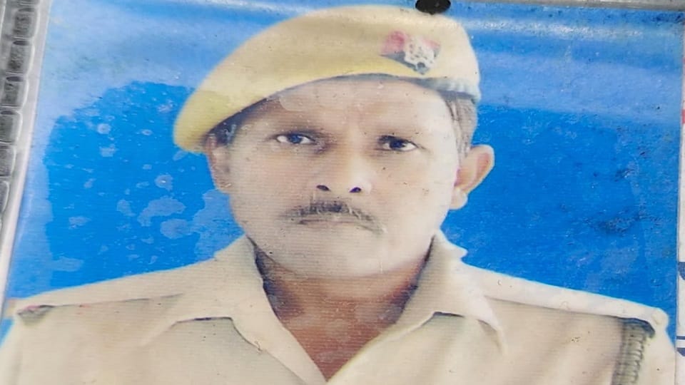 Homeguard committed suicide after being beaten by inspectors case registered against the accused