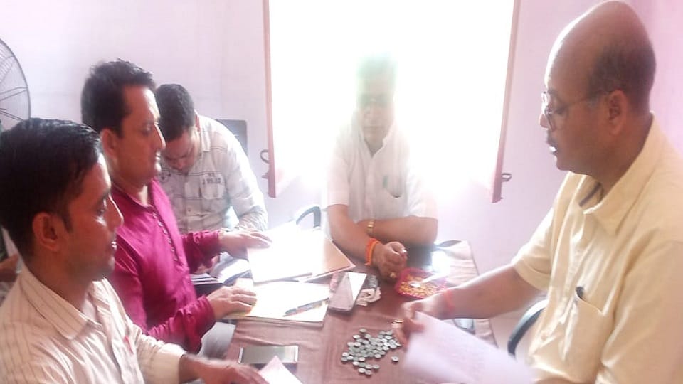65 copper coins found in Sanvilyan Vidyalaya
