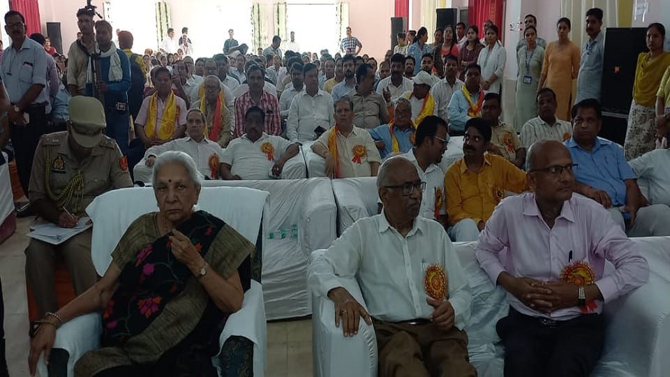 Governor Anandi Ben Patel reached Hathras