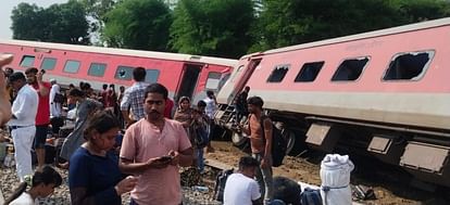 Gonda: Chandigarh Dibrugarh Express Train Accident in Gonda Uttar Pradesh 13 coaches derailed News in Hindi