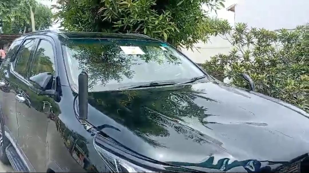 Accident: Thana Bhawan MLA car met with an accident, couple and children injured