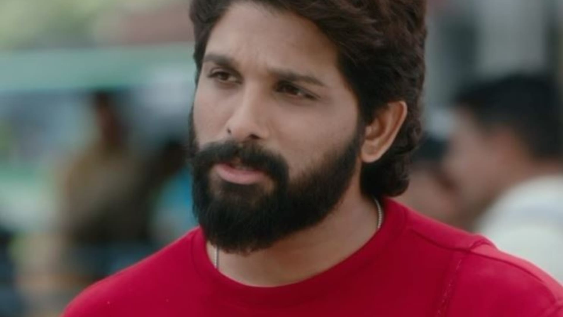 pushpa 2 actor Allu Arjun donates 1 crore rupees for andhra pradesh telangana flood relief fund shares post