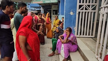 Accident Today : सुबह दौड़ने निकलीं दो छात्राओं को ट्रक ने कुचला, बेगूसराय में हादसा, एक छात्रा ने दम तोड़ा Bihar News : Accident today in begusarai veer kunwar singh golambar girl student died in panhas begusarai