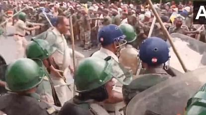 jharkhand assistant police personal protest in ranchi for salary hike regularization lathi charge