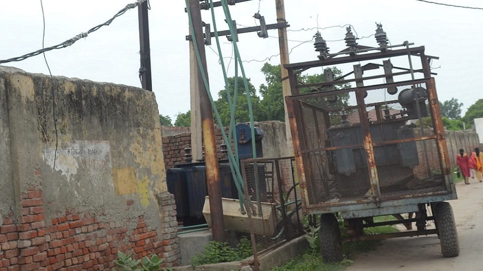 500 houses lost electricity for 15 hours due to transformer blowing