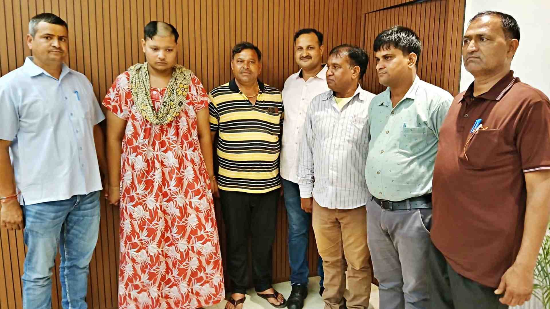 पुलिस की गिरफ्त में आरोपी।