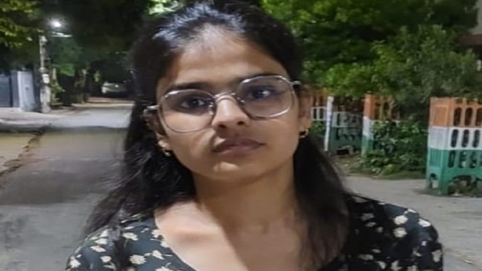 Purse looted from girl in this posh colony of Agra miscreants ran away after pushing her