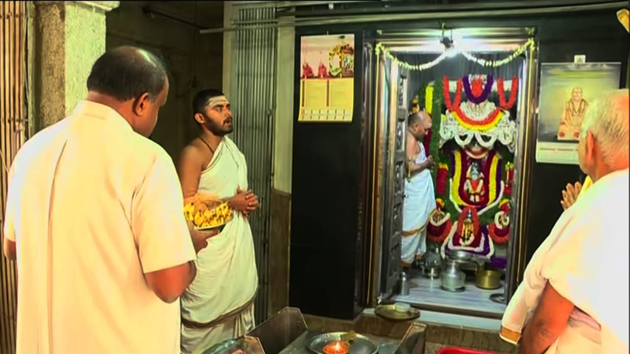 New rules for entry into Sharda Temple of Sringeri Math from August 15, dress code will be applicable.