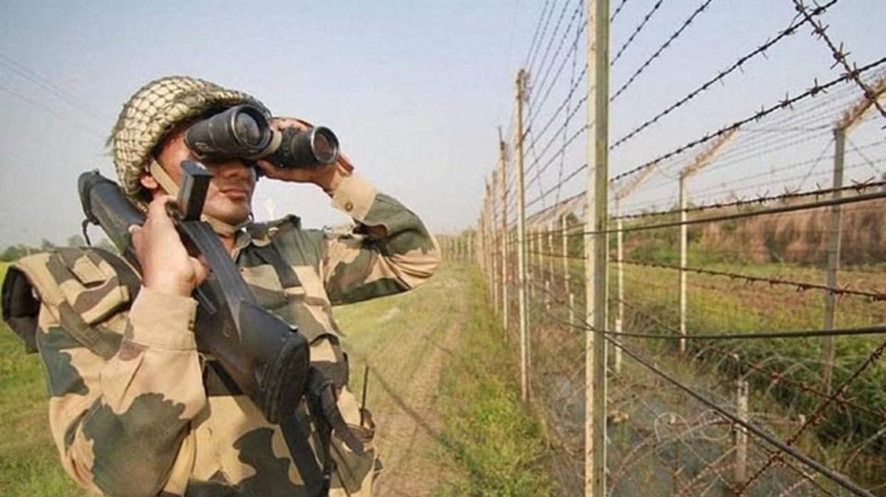 Gujarat: BSF officer and jawan died due to heat stroke while patrolling on Pakistan border