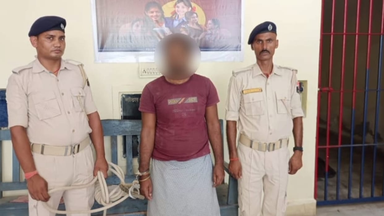 Bihar Police : STF arrested fifty thousand rupee  rewarded criminal from Purnia.