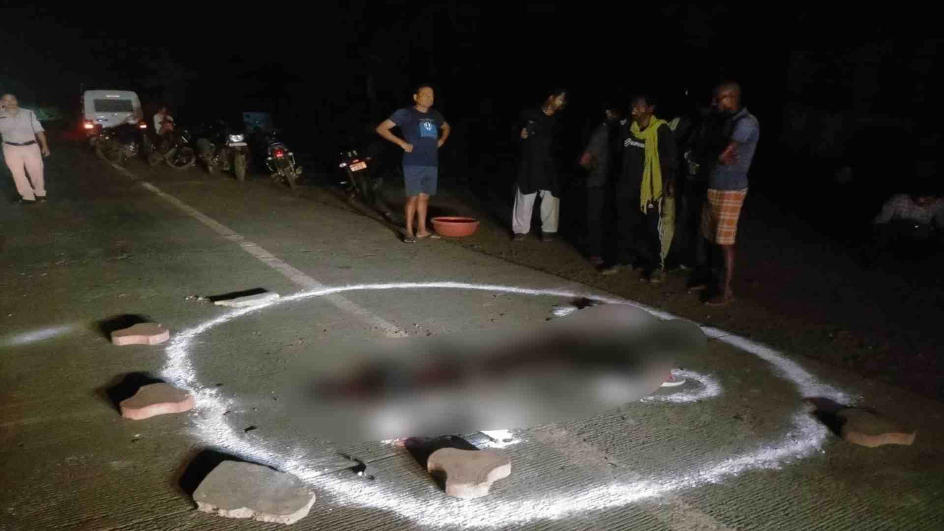 हादसे के बाद मौके पर पहुंची पुलिस टीम।