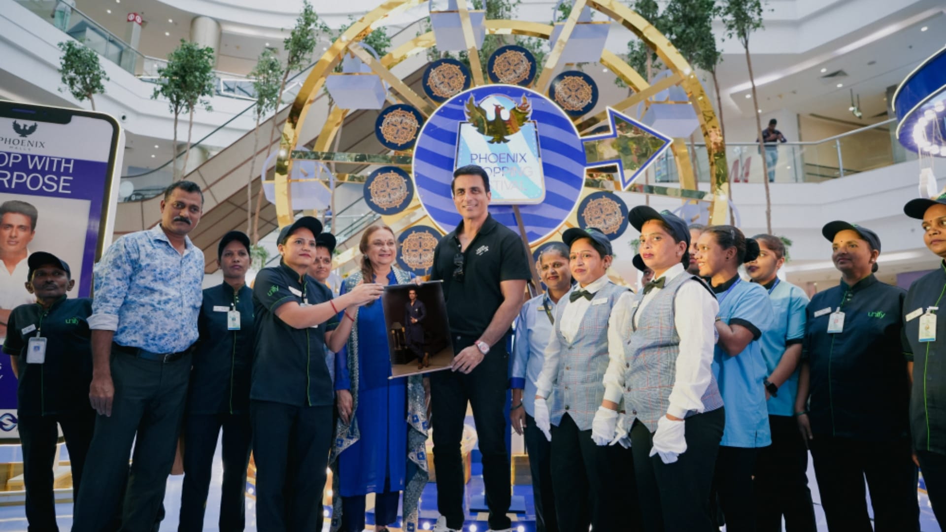 Sonu Sood Two hundred children got a chance to spend day with actor campaign to link charity with shopping