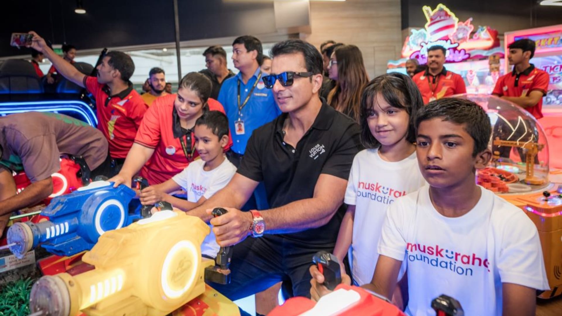 Sonu Sood Two hundred children got a chance to spend day with actor campaign to link charity with shopping