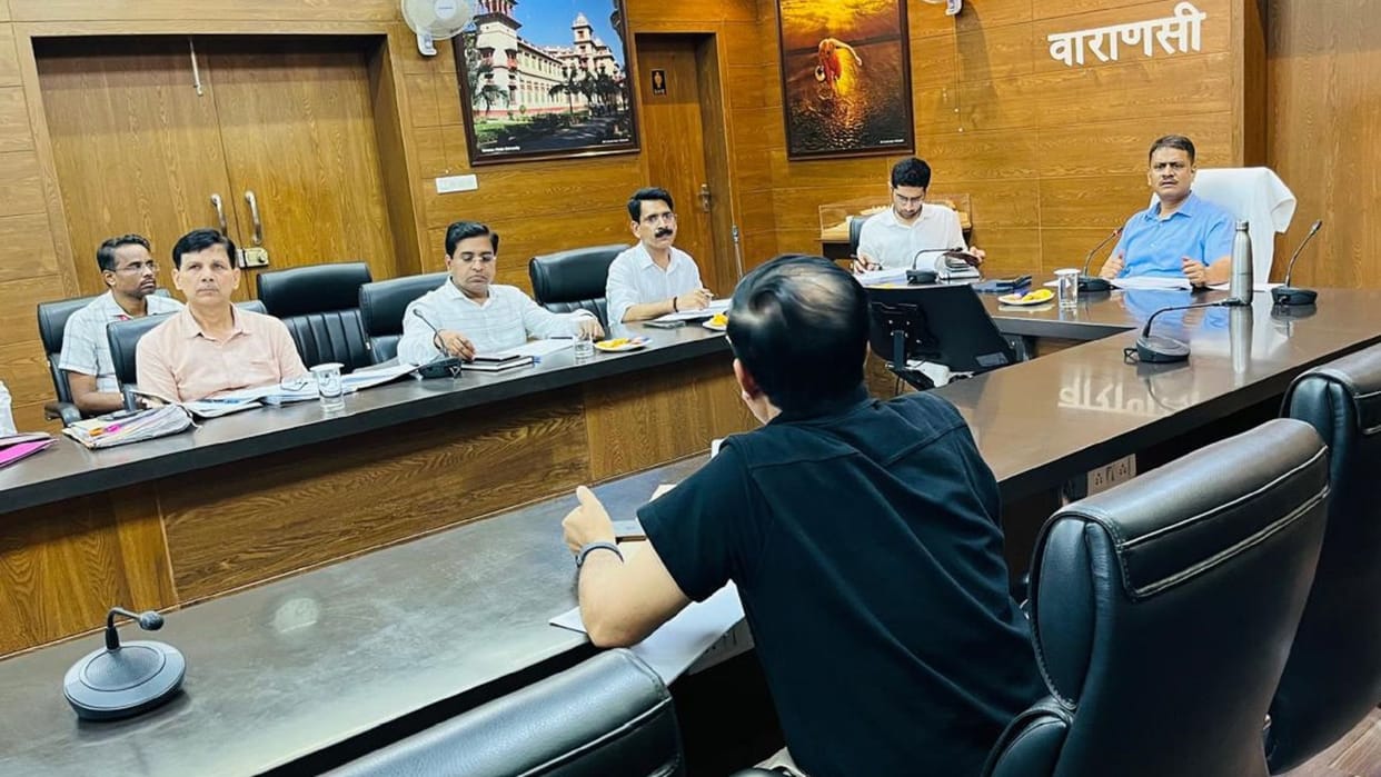 DM varanasi deducted one day salary of 11 officers grading of schemes was not correct