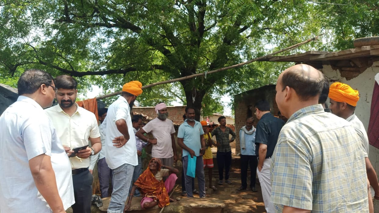 Ashoknagar tribal area 11 people complained of vomiting and diarrhea six year old girl died