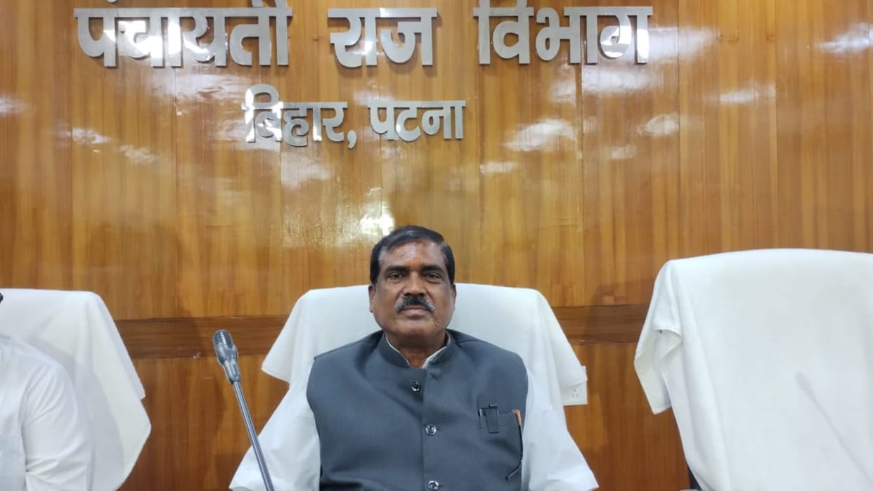 Bihar News : CM Nitish Kumar Bihar Cabinet decision changed after protest of mukhiya tender power cut